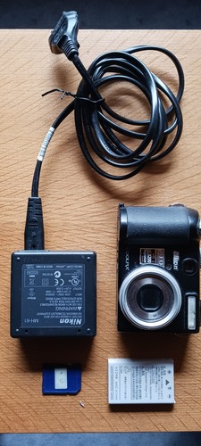 Digitalcamera nikon coolpix - digitalcamera,,