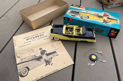 Revell amt ford fairlane - amt,