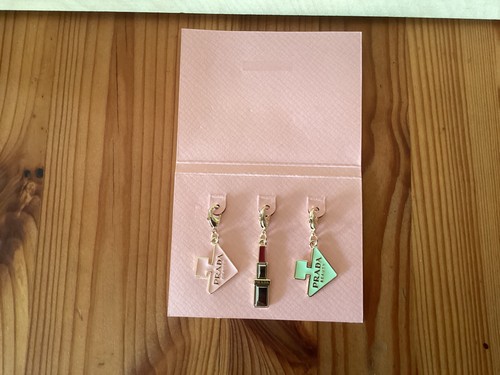 Prada charms femme - femme, women