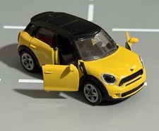 SIKU 1454 - MINI Countryman -