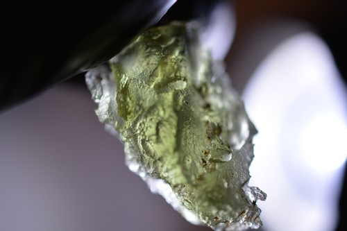 8ct 20x12x10 moldavite - 8ct, tektit