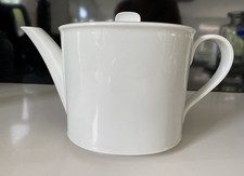 KPM Berlin "Arkadia"  Tee-Kanne, glatt-weiß, neu