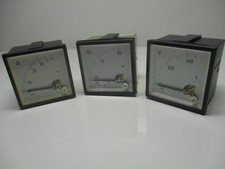 Amperemesser Voltmesser Herzmesser 68mm Bundeswehr  12kva  Eisemann