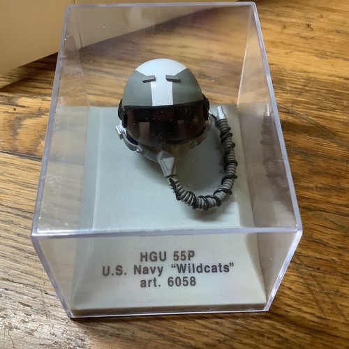 Franklin mint pilot - franklin, 1:8