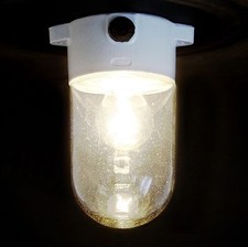 Porzellansockel-Lampe Glaskolben antik Fabriklampe Bauhaus Porzellanlampe 