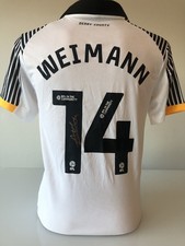 Signiertes Andreas Weimann