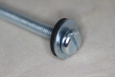 Simson  Schraube Seitendeckel rechts S50 S51 S70           