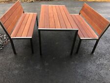 Edelstahl-Gartenmöbel Tisch +