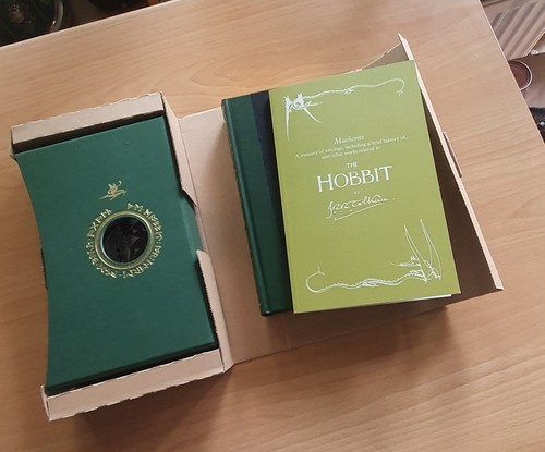 Tolkien the hobbit - j., r.