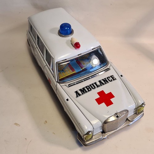 Mercedes krankenwagen 108 - krankenwagen,