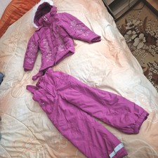 Schneeanzug, Skianzug, KINDERBUTT, Gr. 128 lila, Kapuze, Stickerei, Fell,2teilig