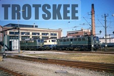 35mm Dia DB Deutschland Eisenbahn Elektrolok 140 043 Rosenheim Schuppen 1990