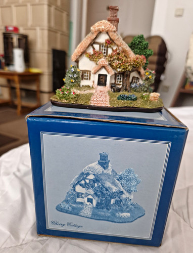 Cherry cottage - cherry,