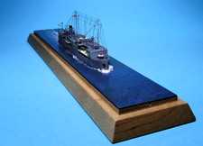 Schiffsmodell SPIDERNAVY "IJNJunyo", (SN-NT 1224 V), 1:1250, in Vitrine