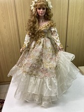 RUSTI KÜNSTLER PUPPE