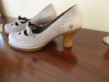 Neosens Damen Schuhe Pumps sehr elegant Größe 37 Leder NEUwertig