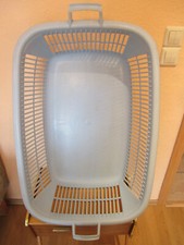 Sehr großer alter DDR Wäschekorb Kunststoff hellblau Ostalgie 84/52/24 cm PoW