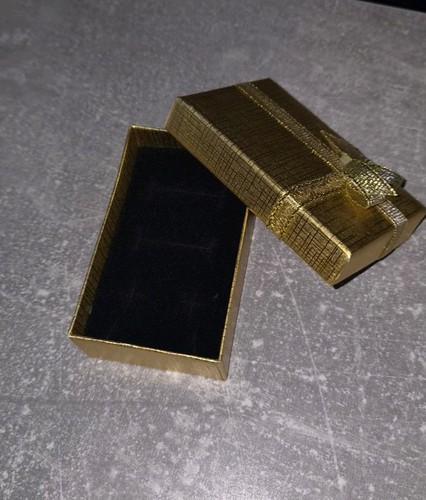 Schmuckschatulle karton gold - karton,