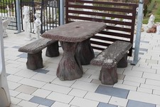 Gartenmöbel Tisch mit 2