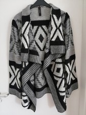 Hochw.  MARC CAIN Strickcardigan Gr. N4 (40), 30 % Alpaca, wenig getr. 