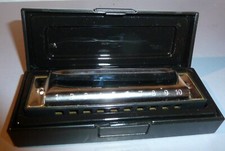 Kleine  Mundharmonika  10-Loch  "C" in neuwertiger  Box