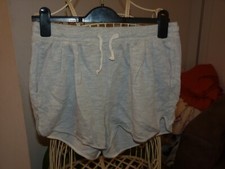 H&M Short Frottee Gr. M grau Rundumgummizug