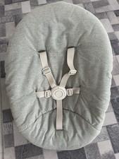 Stokke Nomi Newborn Sitz
