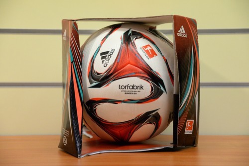 Adidas offizieller spielball - offizieller,
