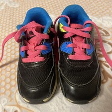 Nike Air Max Turnschuhe Gr. 25