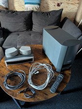 BOSE AV 3-2-1 II Media Center mit Subwoofer und zwei Lautsprecher DVD, CD Player