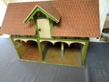 Schöner alter pferdestall - pferdestall, um