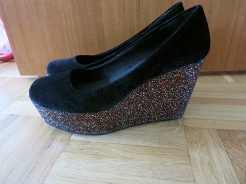 Schuhe keilabsatz samt schwarz - schuhe,