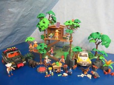 3217 Baumhaus 2x Auto  Felsen