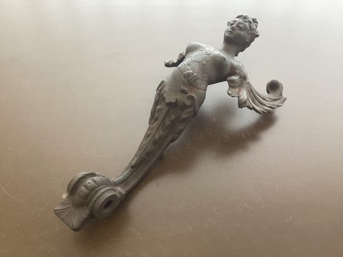Antike zierfigur gusseisen - zierfigur,