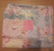 Gardinenstoff, mit Blumen,in