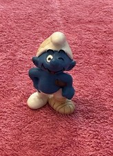 Schlumpf mit Gipsbein