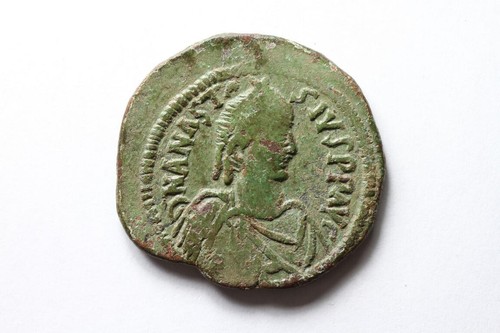 Anastasius follis - *,
