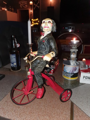 Saw figur mit dreirad - saw,