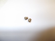 Schrauben für Dolchscheide