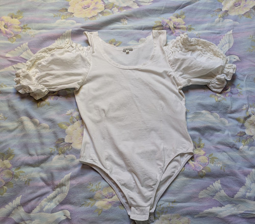 Weißer body mit - weißer,