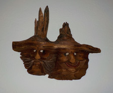 2 Gesichter alter Wurzelsepp