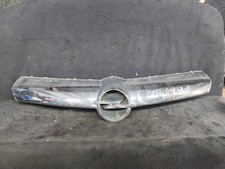 Opel Corsa D Kühlergrill 13223226