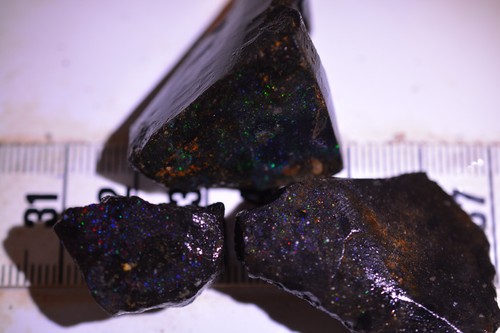 126ct parcel black basalt - black,