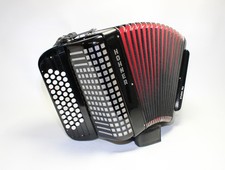 Akkordeon , Knopfakkordeon , Hohner  FBJ, B-Griff