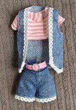 Barbie Strollin' Fun Shelly