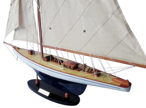 Modell segelschiff defender - modell-segelschiff,