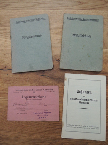 Mitgliedsbücher - 2,