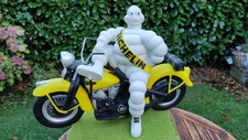 Michelin Männchen Resin Figur auf Harley Davidson Motorrad Werbefigur Motorbike