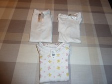 Babybodys Gr. 92 mit kurzen Armen