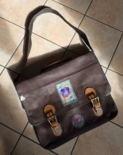 Schultasche mit Umhängegurt